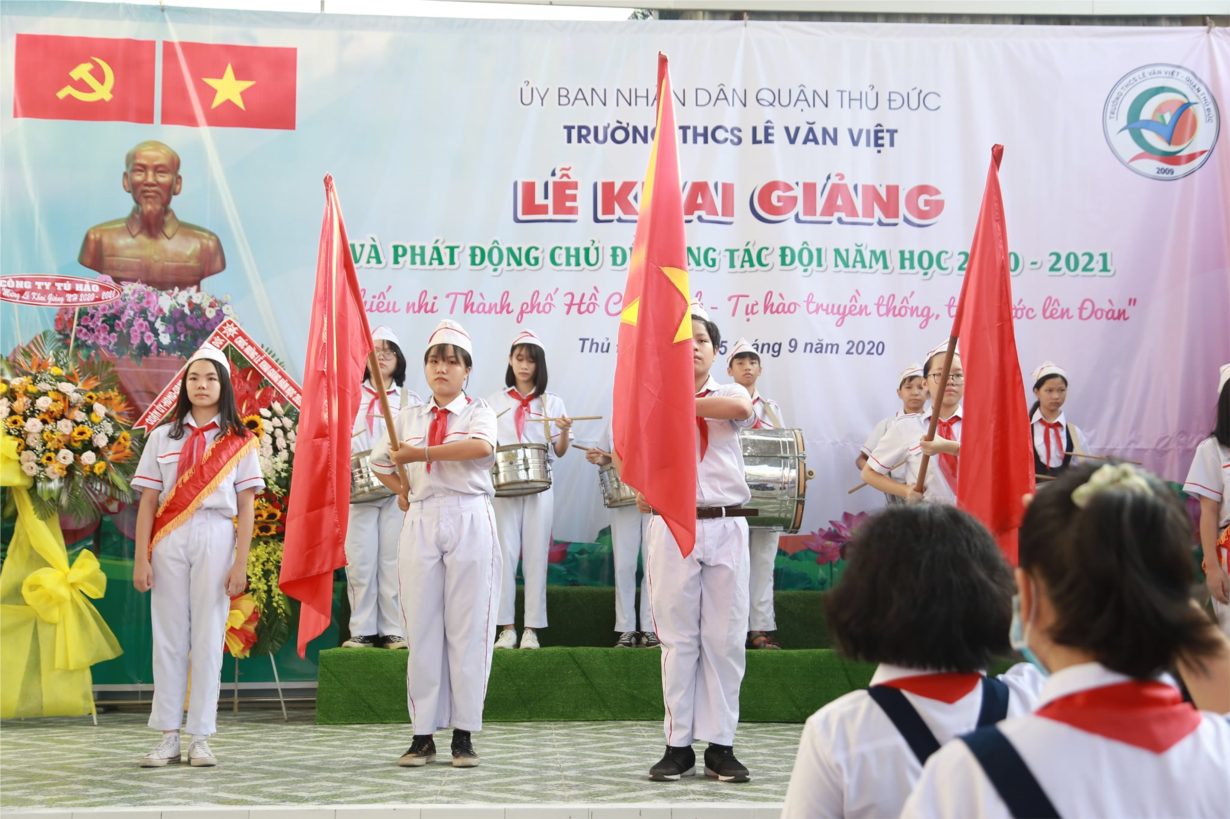 KHAI GIẢNG 5.jpg